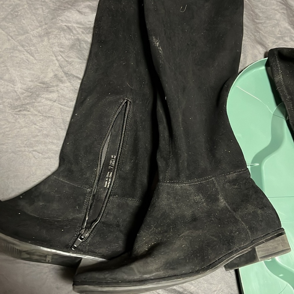 Call it spring boots over the knee - Picture 4 of 5